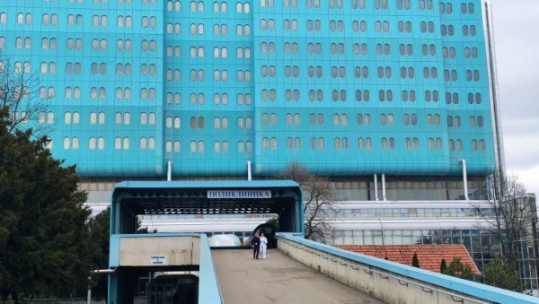 СКРИНИНГ АНЕУРИЗМЕ АБДОМИНАЛНЕ АОРТЕ: Прегледи током лета у зрењанинској болници СКРИНИНГ АНЕУРИЗМЕ АБДОМИНАЛНЕ АОРТЕ: Прегледи током лета у зрењанинској болници