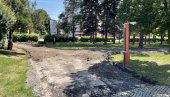 НОВЕ ПЕШАЧКЕ СТАЗЕ: У Горњем Милановцу завршени радови на реконструкцији градског парка НОВЕ ПЕШАЧКЕ СТАЗЕ: У Горњем Милановцу завршени радови на реконструкцији градског парка