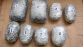 DROGA U PUTNOJ TORBI: Kraljevačka policija zaplenila pet kilograma kanabisa DROGA U PUTNOJ TORBI: Kraljevačka policija zaplenila pet kilograma kanabisa