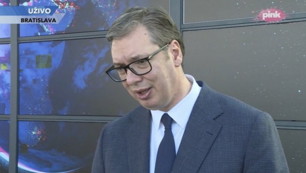 ВУЧИЋ ОДГОВОРИО СТУПАРУ: Није срамота добити батине од великих, срамота је служити им (ВИДЕО) ВУЧИЋ ОДГОВОРИО СТУПАРУ: Није срамота добити батине од великих, срамота је служити им (ВИДЕО)