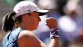 НЕВЕРОВАТНА ИГА ОСВОЈИЛА РОЛАН ГАРОС: Рекла сам јој да не плаче, а сад ја плачем НЕВЕРОВАТНА ИГА ОСВОЈИЛА РОЛАН ГАРОС: Рекла сам јој да не плаче, а сад ја плачем