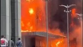 VELIKI POŽAR U MOSKVI: Gori biznis centar, ljudi ostali zarobljeni u objektu (VIDEO) VELIKI POŽAR U MOSKVI: Gori biznis centar, ljudi ostali zarobljeni u objektu (VIDEO)