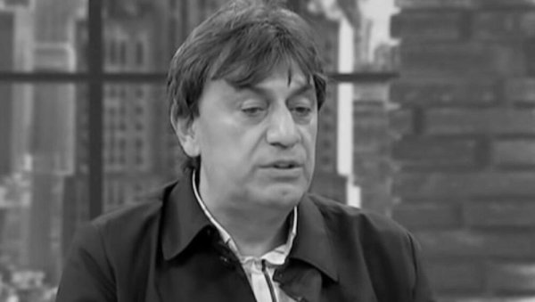 ПРЕМИНУО ПРЕДРАГ ПЕЦА ЈЕРЕМИЋ: Новинар изненада умро у Београду ПРЕМИНУО ПРЕДРАГ ПЕЦА ЈЕРЕМИЋ: Новинар изненада умро у Београду