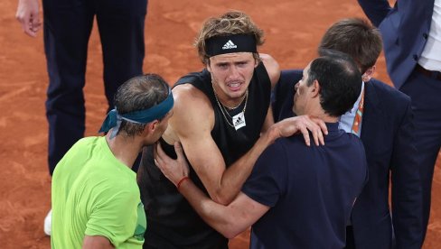 KRALJ ŠLJAKE VIŠE NIJE KRALJ: Zverev je na ovom terenu doživeo povredu koja mu je okrenula karijeru! KRALJ ŠLJAKE VIŠE NIJE KRALJ: Zverev je na ovom terenu doživeo povredu koja mu je okrenula karijeru!