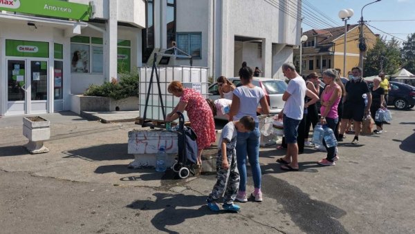 РАДОВИ НА ЦЕВОВОДУ У РАСИНСКОМ ОКРУГУ: Крушевац, Александровац, Ћићевац и део Трстеника сутра без воде