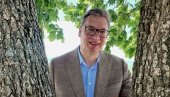 ИСКОРИСТИТЕ ОВАЈ ДИВАН СУНЧАНИ ВИКЕНД: Председник Вучић послао поруку грађанима ИСКОРИСТИТЕ ОВАЈ ДИВАН СУНЧАНИ ВИКЕНД: Председник Вучић послао поруку грађанима