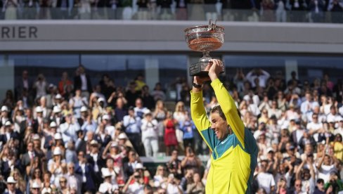 NADAL ZAPOČEO PRIPREME: Kralj šljake se na Majorci sprema za svoju poslednju sezonu NADAL ZAPOČEO PRIPREME: Kralj šljake se na Majorci sprema za svoju poslednju sezonu