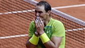 ВРАТИО СЕ РАФА! Осветник Надал избацио 10. носиоца са турнира у Мадриду ВРАТИО СЕ РАФА! Осветник Надал избацио 10. носиоца са турнира у Мадриду