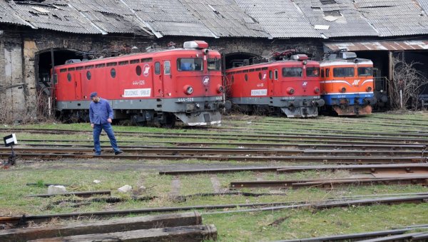 АУСТРИЈСКИ КАРГО ОД СЛЕДЕЋЕ ГОДИНЕ НА СРПСКОЈ ПРУЗИ: Ново пословање српске железнице са превозником терета АУСТРИЈСКИ КАРГО ОД СЛЕДЕЋЕ ГОДИНЕ НА СРПСКОЈ ПРУЗИ: Ново пословање српске железнице са превозником терета