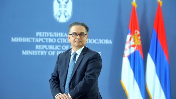 АМБАСАДОР ДР БЕРИСЛАВ ВЕКИЋ ЗА „НОВОСТИ“: Земан жели да посети Србију АМБАСАДОР ДР БЕРИСЛАВ ВЕКИЋ ЗА „НОВОСТИ“: Земан жели да посети Србију