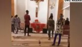 БИЛАНС КРВАВОГ НАПАДА У НИГЕРИЈИ: Рафалима по верницима у католичкој цркви, најмање погинуло (ВИДЕО)