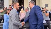 СЈАЈНЕ ВЕСТИ ЗА БАЊАЛУКУ: Додик и Станивуковић постигли важан договор СЈАЈНЕ ВЕСТИ ЗА БАЊАЛУКУ: Додик и Станивуковић постигли важан договор