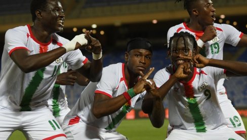 DOBRO JE DA IRAN NE IGRA NA AFKON-U: Angola i Burkina Faso u poslednje vreme gube samo od ponosa Persije DOBRO JE DA IRAN NE IGRA NA AFKON-U: Angola i Burkina Faso u poslednje vreme gube samo od ponosa Persije