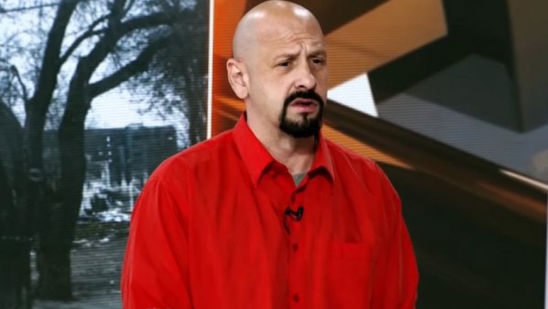 ПЕТОЧЛАНИ ЖИРИ ОДЛУЧИО: Данијел Симић добитник награде за новинарску храброст “Милан Пантић” ПЕТОЧЛАНИ ЖИРИ ОДЛУЧИО: Данијел Симић добитник награде за новинарску храброст “Милан Пантић”