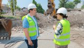 BRZA PRUGA „JURI“ PREMA LOVĆENCU: Dok putnici uživaju u komforu brzih vozova na relaciji Beograd - Novi Sad, građevinari ne staju