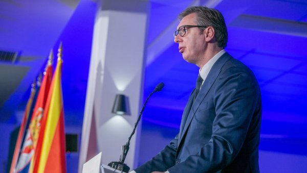 ПРЕДСЕДНИК ВУЧИЋ: Иде једна од најтежих зима, у региону да се помажемо ПРЕДСЕДНИК ВУЧИЋ: Иде једна од најтежих зима, у региону да се помажемо