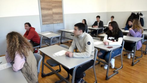 PROBA DRŽAVNE MATURE: Test iz maternjeg jezika 31. maja PROBA DRŽAVNE MATURE: Test iz maternjeg jezika 31. maja