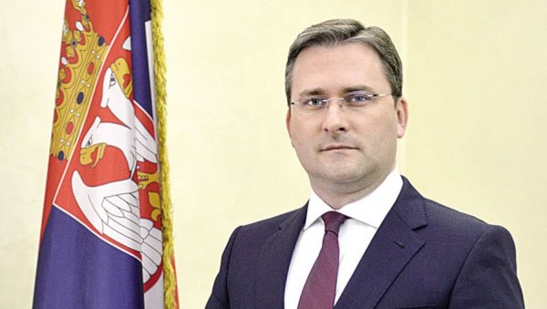 НИКОЛА СЕЛАКОВИЋ ПОРУЧИО ВИОЛИ ФОН КРАМОН: Србија је искрено опредељена за ЕУ, али све чешће куца на затворена врата НИКОЛА СЕЛАКОВИЋ ПОРУЧИО ВИОЛИ ФОН КРАМОН: Србија је искрено опредељена за ЕУ, али све чешће куца на затворена врата