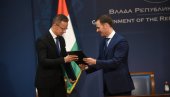 ПОТПИСАН БИТАН УГОВОР СА МАЂАРИМА: Србија ће моћи током зиме да складишти гас у Мађарској ПОТПИСАН БИТАН УГОВОР СА МАЂАРИМА: Србија ће моћи током зиме да складишти гас у Мађарској