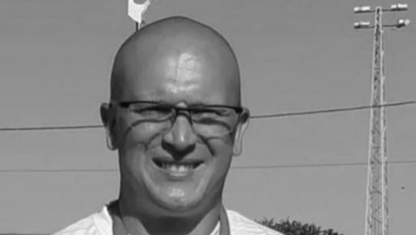 ТУГА У НОВОМ САДУ: Изненада преминуо познати фудбалски тренер ТУГА У НОВОМ САДУ: Изненада преминуо познати фудбалски тренер