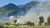 ГУСТ ДИМ ПРЕКРИО БАР: Пожар у центру града, јак ветар отежава гашење ГУСТ ДИМ ПРЕКРИО БАР: Пожар у центру града, јак ветар отежава гашење