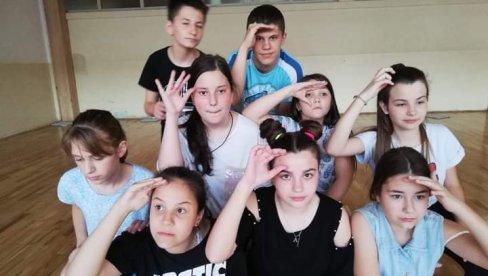BOLJE POLJE ILI IGRANJE RE:PUBLIKE: Učenici Osnovne škole Ilija Birčanin glumiće u predstavi