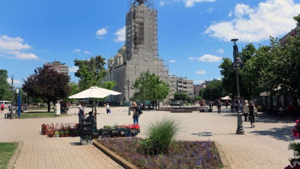 У СМЕДЕРЕВУ ПОРАСТ БРОЈА САМОУБИСТАВА: Скок броја самоубистава забележен у 2021. У СМЕДЕРЕВУ ПОРАСТ БРОЈА САМОУБИСТАВА: Скок броја самоубистава забележен у 2021.