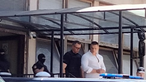 BOĆA, IPAK, OSTAJE U PRITVORU: Nastavljeno suđenje Daliboru Bogdanoviću i Danielu Janjošu za ubistvo u Novom Sadu BOĆA, IPAK, OSTAJE U PRITVORU: Nastavljeno suđenje Daliboru Bogdanoviću i Danielu Janjošu za ubistvo u Novom Sadu
