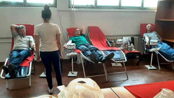 ДОНИРАЊЕ КРВИ У ПАРАЋИНУ: За понедељак заказана друга јулска акција ДОНИРАЊЕ КРВИ У ПАРАЋИНУ: За понедељак заказана друга јулска акција