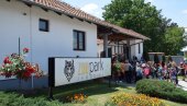 KO NAĐE JAJE, NJEGOVO JE: Povodom vaskršnjih praznika zabava za najmlađe Jagodince. KO NAĐE JAJE, NJEGOVO JE: Povodom vaskršnjih praznika zabava za najmlađe Jagodince.