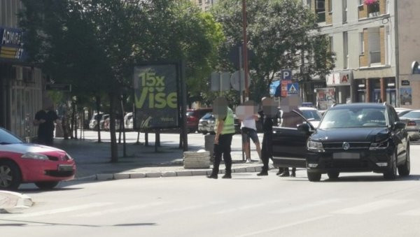 ТРАГЕДИЈА У ЧАЧКУ: Саобраћајна несрећа у центру града, жена погинула на пешачком прелазу (ФОТО) ТРАГЕДИЈА У ЧАЧКУ: Саобраћајна несрећа у центру града, жена погинула на пешачком прелазу (ФОТО)