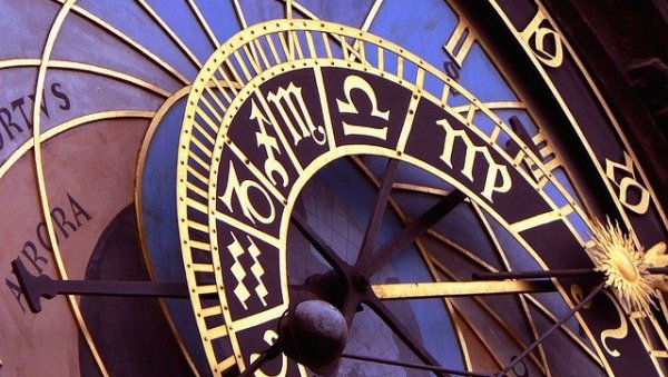ДНЕВНИ ХОРОСКОП ЗА НЕДЕЉУ 11. ЈУН: Близанци да одложе важне одлуке, Вагу стиже умор, Јарцу дан за сумирање ДНЕВНИ ХОРОСКОП ЗА НЕДЕЉУ 11. ЈУН: Близанци да одложе важне одлуке, Вагу стиже умор, Јарцу дан за сумирање