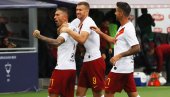 EDIN DŽEKO EMOTIVNO O DUGOGODIŠNJEM SAIGRAČU: Kolarov je više od prijatelja EDIN DŽEKO EMOTIVNO O DUGOGODIŠNJEM SAIGRAČU: Kolarov je više od prijatelja