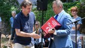 SEĆANJA SU KOŽA DUŠE: Kosančićev venac je znakovito mesto našeg ožiljka (FOTO) SEĆANJA SU KOŽA DUŠE: Kosančićev venac je znakovito mesto našeg ožiljka (FOTO)