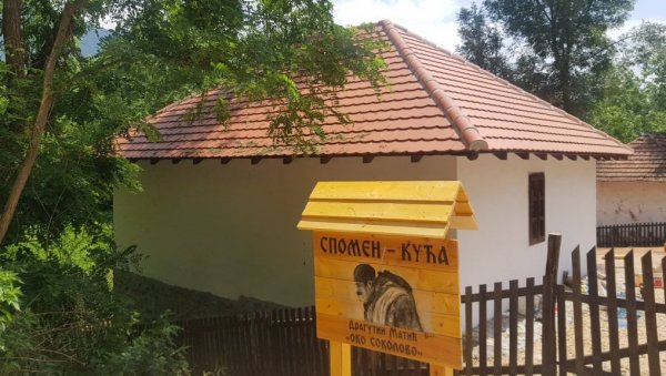 СРБИЈА ПАМТИ ЛЕГЕНДАРНОГ РАТНОГ ИЗВИЂАЧА: Отворена спомен кућа Драгутина Матића, „Ока соколовог“ из Великог рата (ФОТО) СРБИЈА ПАМТИ ЛЕГЕНДАРНОГ РАТНОГ ИЗВИЂАЧА: Отворена спомен кућа Драгутина Матића, „Ока соколовог“ из Великог рата (ФОТО)