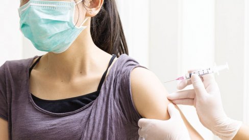 HPV VAKCINA VAŽNA U PREVENCIJI KARCINOMA: U Srbiji najmanje jednu dozu primilo više od 27.000 dece HPV VAKCINA VAŽNA U PREVENCIJI KARCINOMA: U Srbiji najmanje jednu dozu primilo više od 27.000 dece