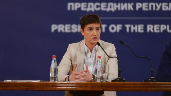 БРНАБИЋЕВА ОДГОВОРИЛА ШЕХОЛИЈУ: За крај, ево још једне ратнохушкачке изјаве од мене БРНАБИЋЕВА ОДГОВОРИЛА ШЕХОЛИЈУ: За крај, ево још једне ратнохушкачке изјаве од мене