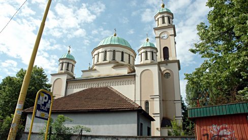 ЈЕЗИВА ПРЕТЊА ИЗ ЗАТВОРА: Цркву у Тузли претворићемо у џамију, а свештеника у хоџу ЈЕЗИВА ПРЕТЊА ИЗ ЗАТВОРА: Цркву у Тузли претворићемо у џамију, а свештеника у хоџу