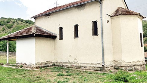 SVETINJA POD KATANCEM SEĆA NA SRBE: Novosti u Velikom Trnovcu, gde će glasanjem u četvrtak pokušati da se stavi tačka na Republičke izbore SVETINJA POD KATANCEM SEĆA NA SRBE: Novosti u Velikom Trnovcu, gde će glasanjem u četvrtak pokušati da se stavi tačka na Republičke izbore