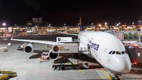 MASOVNI ŠTRAJKOVI UZELI SVOJ DANAK: Svet suočen sa varljivim letom u avio-industriji MASOVNI ŠTRAJKOVI UZELI SVOJ DANAK: Svet suočen sa varljivim letom u avio-industriji