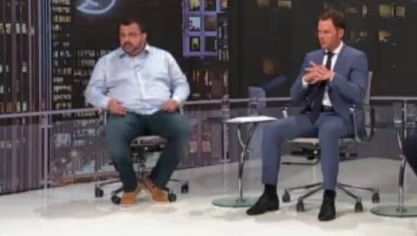 МАЛИ ОБЈАСНИО: Овако ће изгледати процес за добијање ваучера МАЛИ ОБЈАСНИО: Овако ће изгледати процес за добијање ваучера