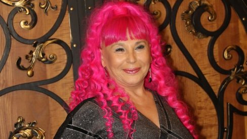 DORUČAK JE BIO SAMO HLEB: Zorica Brunclik se prisetila odrastanja u siromaštvu DORUČAK JE BIO SAMO HLEB: Zorica Brunclik se prisetila odrastanja u siromaštvu