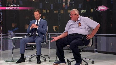 SINIŠA MALI, ŠEŠELJ I ULJAREVIĆ U HIT TVITU: Prijava za vaučere preko Pošta Srbije SINIŠA MALI, ŠEŠELJ I ULJAREVIĆ U HIT TVITU: Prijava za vaučere preko Pošta Srbije