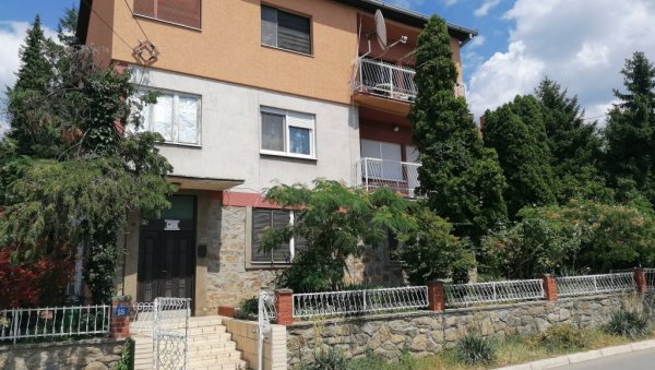ДЕТАЉИ ПОРОДИЧНЕ ТРАГЕДИЈЕ У ВРШЦУ: Син јединац послао оца у смрт, ево шта су рекле комшије (ФОТО) ДЕТАЉИ ПОРОДИЧНЕ ТРАГЕДИЈЕ У ВРШЦУ: Син јединац послао оца у смрт, ево шта су рекле комшије (ФОТО)