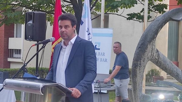 ЛУКА БАР ОБЕЛЕЖИЛА 116 ГОДИНА: Радници за јединствену луку, менаџмент најавио рекорде у пословању, добит 3,5 милиона евра ЛУКА БАР ОБЕЛЕЖИЛА 116 ГОДИНА: Радници за јединствену луку, менаџмент најавио рекорде у пословању, добит 3,5 милиона евра