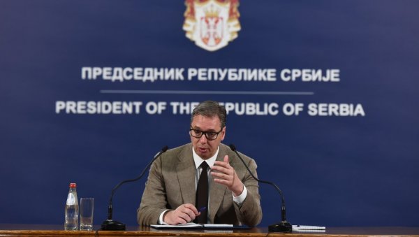 ВУЧИЋ ОГОЛИО ЛИЦЕМЕРЈЕ ЗАПАДА: Оштре речи председника Србије (ВИДЕО) ВУЧИЋ ОГОЛИО ЛИЦЕМЕРЈЕ ЗАПАДА: Оштре речи председника Србије (ВИДЕО)