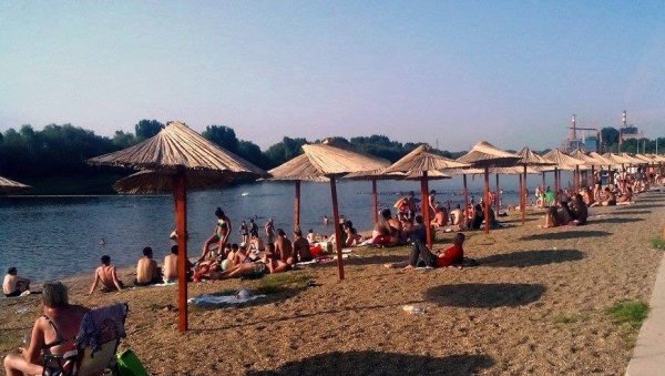РЕЗУЛТАТИ АНАЛИЗЕ: Вода на плажи Топољар исправна за купање РЕЗУЛТАТИ АНАЛИЗЕ: Вода на плажи Топољар исправна за купање