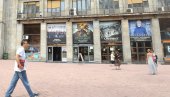 ХУМАНИТРАНА ПРЕДСТАВА: Ђаци Спортске гимназије помажу деци без родитељског старања ХУМАНИТРАНА ПРЕДСТАВА: Ђаци Спортске гимназије помажу деци без родитељског старања