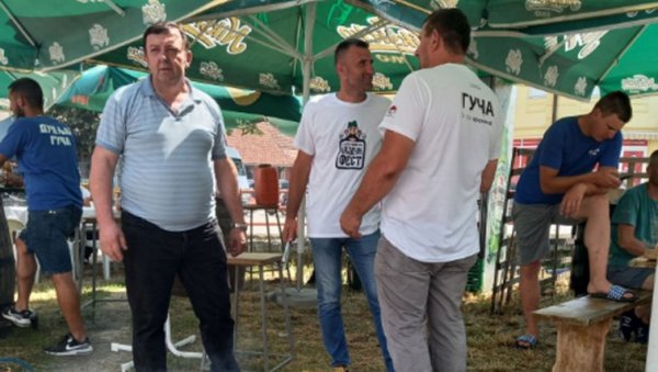 ХАЈДУЧКИ ЗАЛОГАЈИ ПРЕД ТРУБАЧКИ БОЈ: Гуча добија озбиљан фестивал у спремању драгачевског специјалитета ХАЈДУЧКИ ЗАЛОГАЈИ ПРЕД ТРУБАЧКИ БОЈ: Гуча добија озбиљан фестивал у спремању драгачевског специјалитета