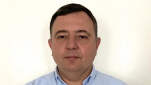 BEZ STIDA I SRAMA: Dragomir Anđelković javno poziva na nasilno rušenje vlasti u Srbiji BEZ STIDA I SRAMA: Dragomir Anđelković javno poziva na nasilno rušenje vlasti u Srbiji